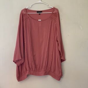 Lane Bryant mauve blouson blouse with crocheted shoulders Size 18/20 NWT